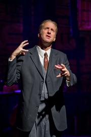 Deaf actor, Robert Schleifer